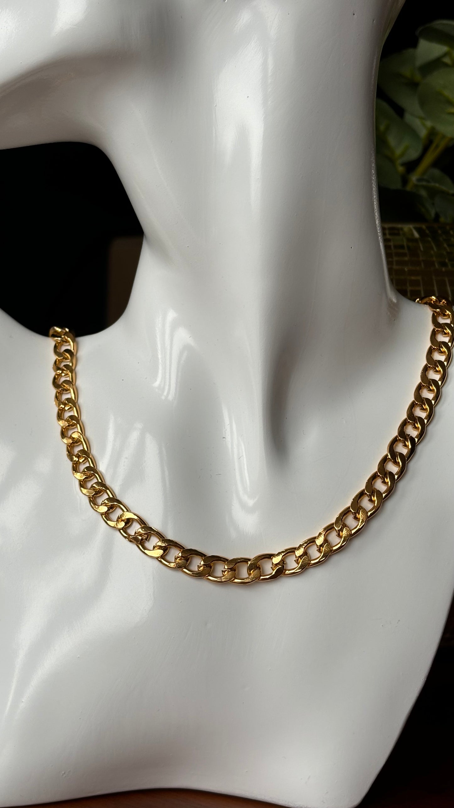Gold Plated Curb Chain (7mm)